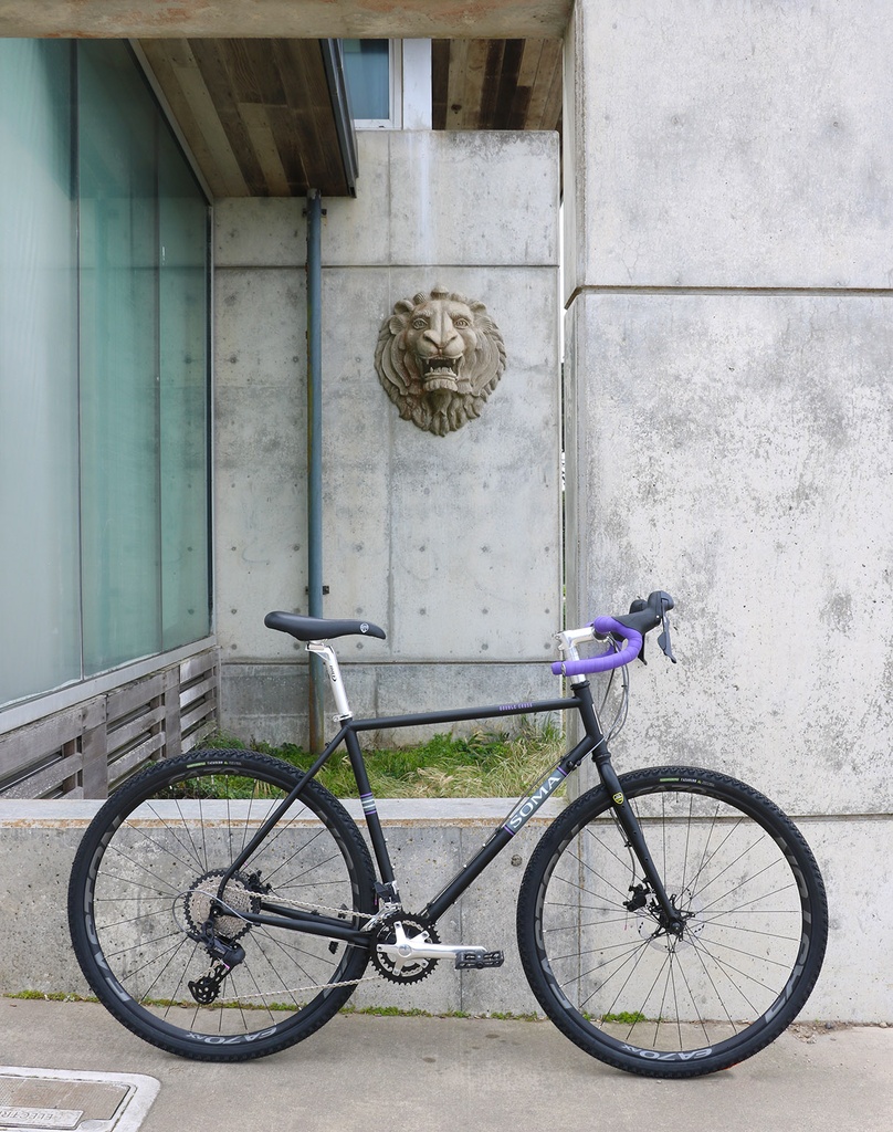 Soma Frame Double Cross Matte Blk | The Merry Sales Co.
